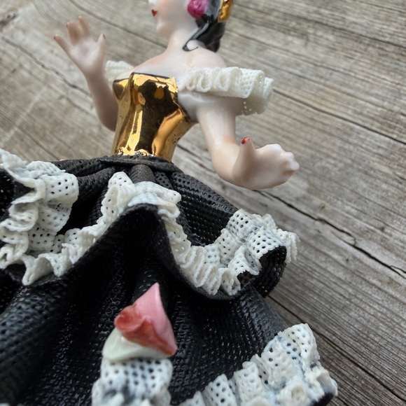 Dresden porcelain lace Spanish/carmen dancer vintage - Picture 13 of 14